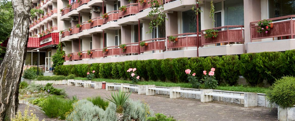 БАЛНЕОХОТЕЛ  "Констанция"